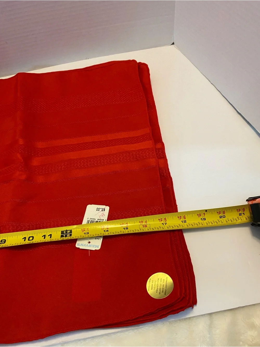 Vtg Fabric Napkins 18x18 Red Permanent Press Soil Release Machine Wash NOS